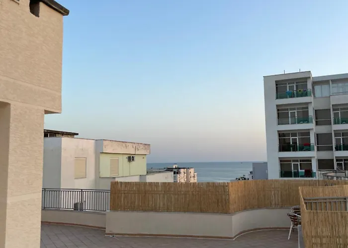 Light Hub Апартаменты