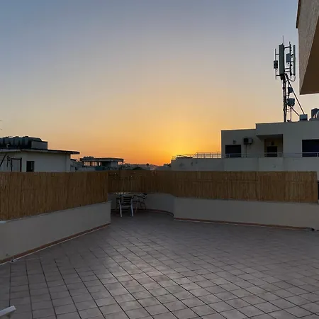 Light Hub Durrës